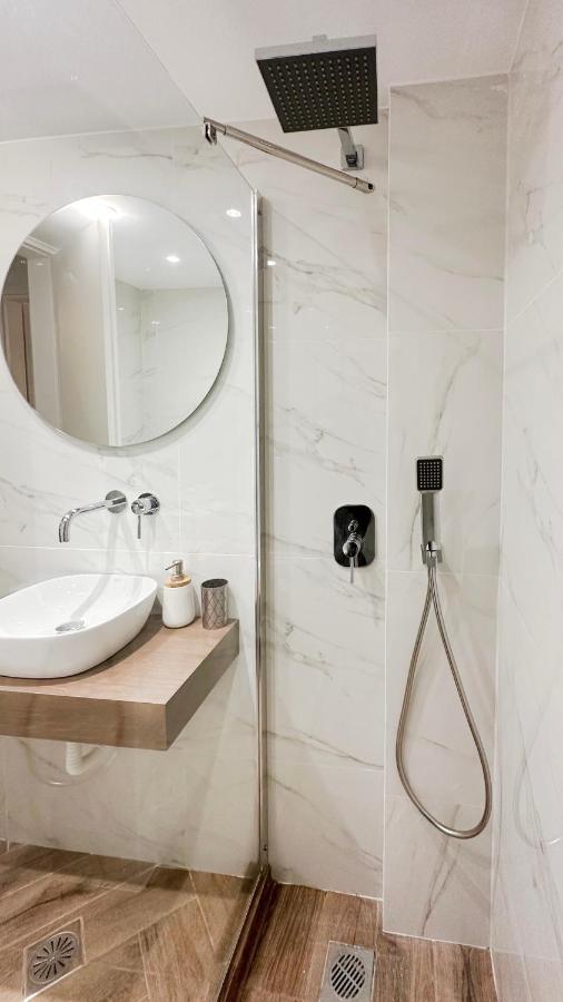 Valtetsiou Central 50Sqm Apt In Athens Apartment Luaran gambar